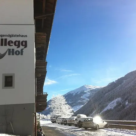 In-ski Out - Gaestehaeuser - Wallegghof Christianhof Hostel
