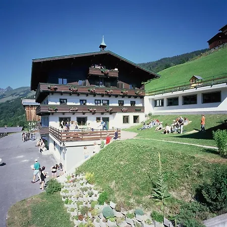 In-ski Out - Gaestehaeuser - Wallegghof Christianhof Vandrerhjem